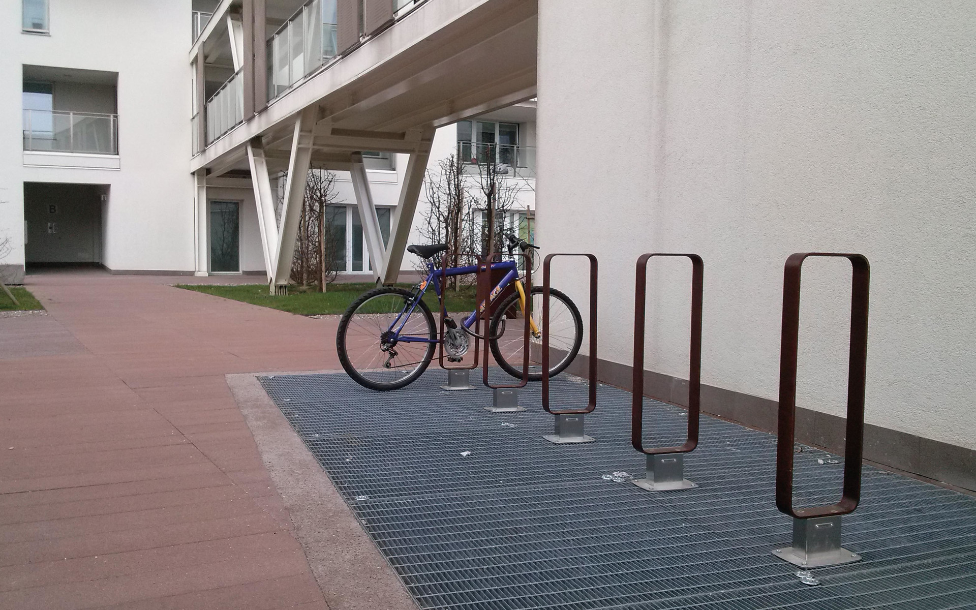 INSIDE C — Metalco