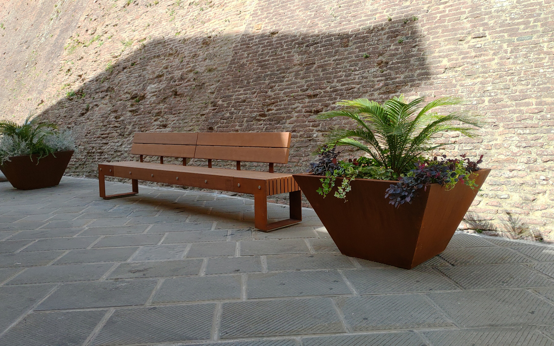 LOUNGE L — Metalco